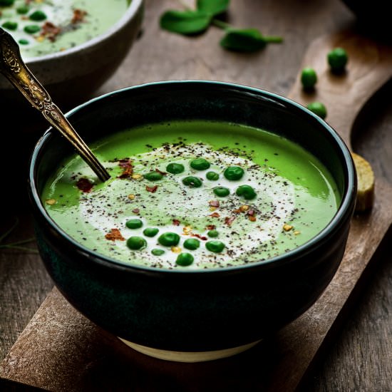 Roasted Garlic Green Peas Soup