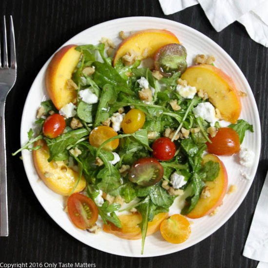 Paleo Arugula Peach Salad