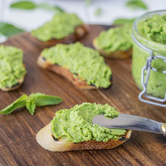 Pea & mint pesto