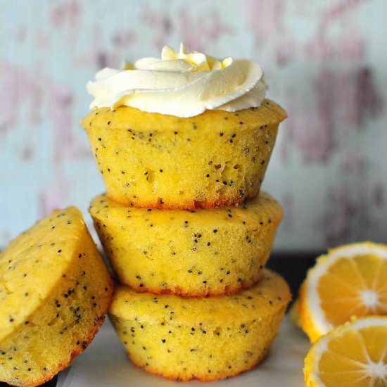 sugarfree lemon & poppyseed muffins