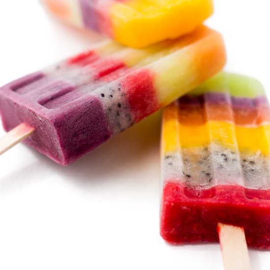 How to Make Rainbow Popsicles