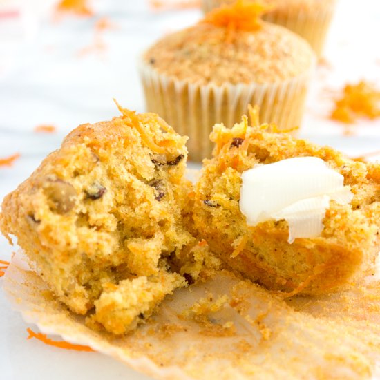 Moist Carrot Walnut Muffins