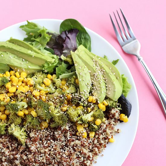 HEALTHY QUINOA VEGGIE BOWL