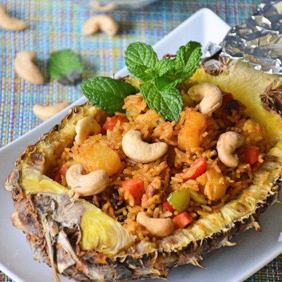 Thai Baked Pineapple Fried Rice