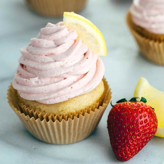 Strawberry Lemonade Cupcakes