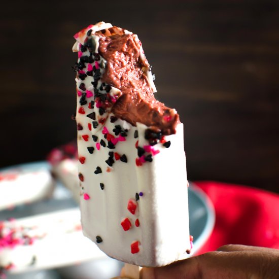 Red Velvet Pudding Popsicles