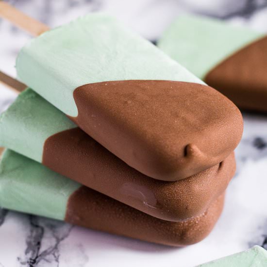 Mint Chocolate Greek Yoghurt Pops