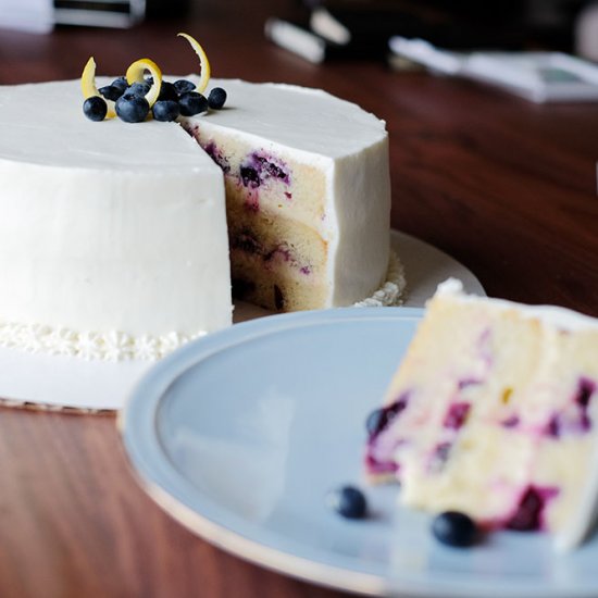 Blueberry Cake with Lemon Cream