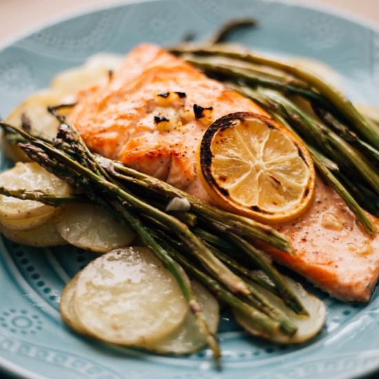 Broiled Lemon Pepper Salmon