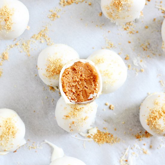 Cream Cheese Pumpkin Pie Truffles