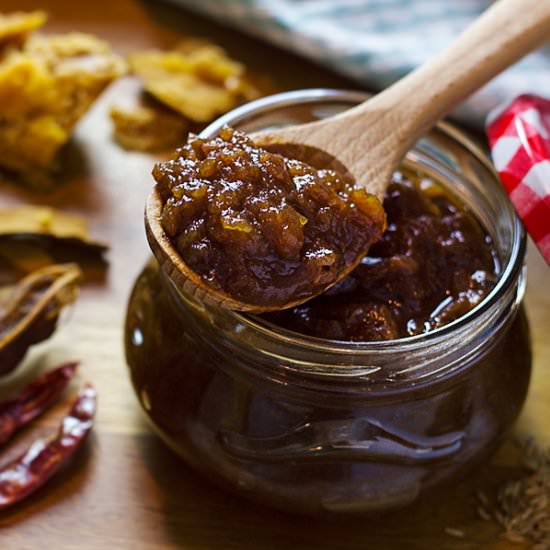 Apple Tamarind Chutney