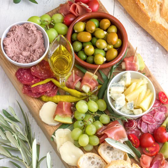 mediterranean antipasti platter