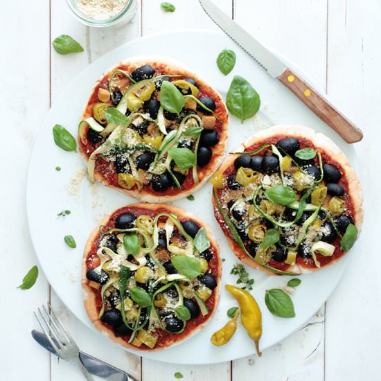 Simple Vegan Pita Pizzas