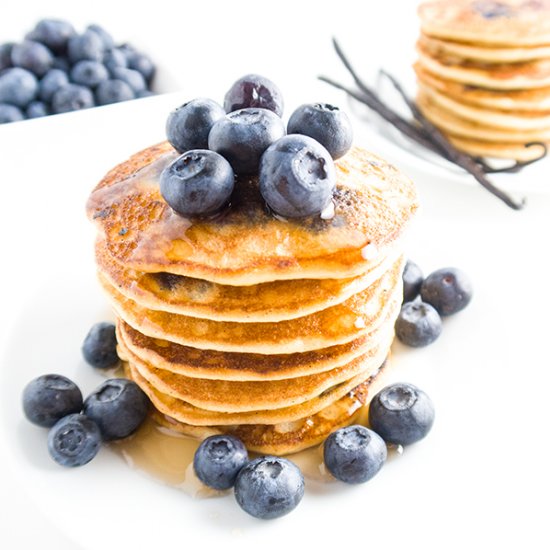 Paleo Blueberry Vanilla Pancakes