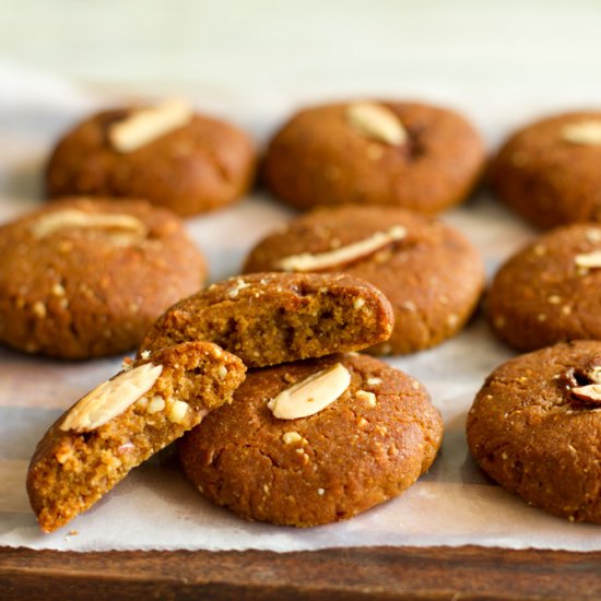 Eggless Jaggery Shortbread