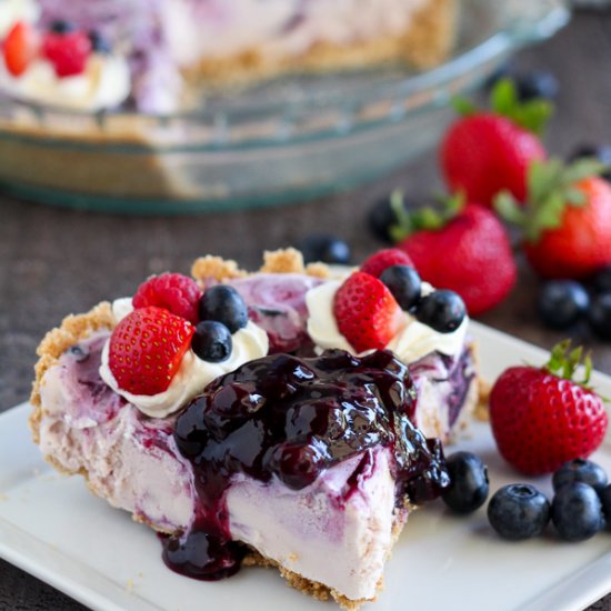 Berry Ice Cream Pie