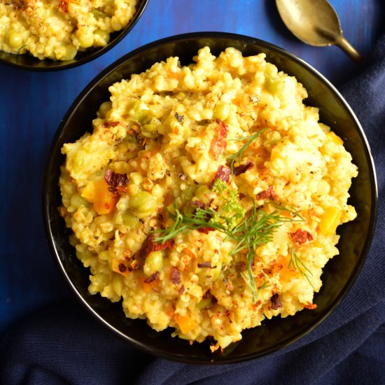 Vegetable Dalia / Broken Wheat Porridge