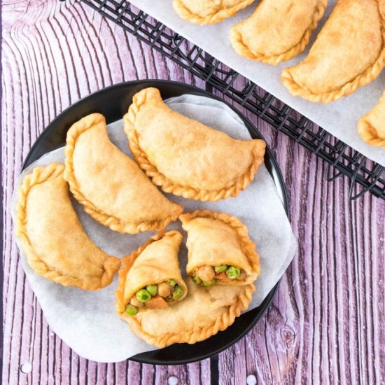 Gluten Free & Vegan Curry Puffs