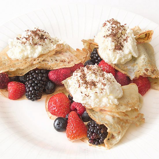 Summer Berry Crêpes