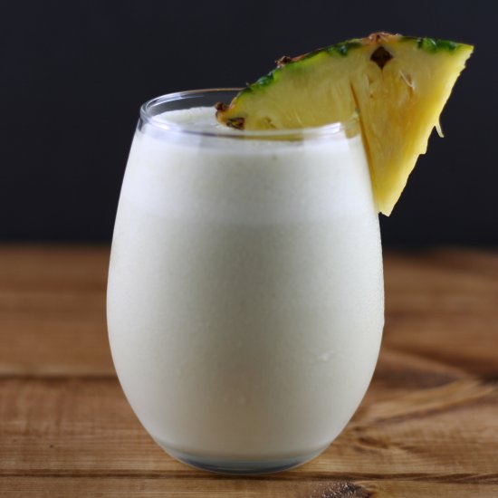 Coconut Pineapple Matcha Smoothie