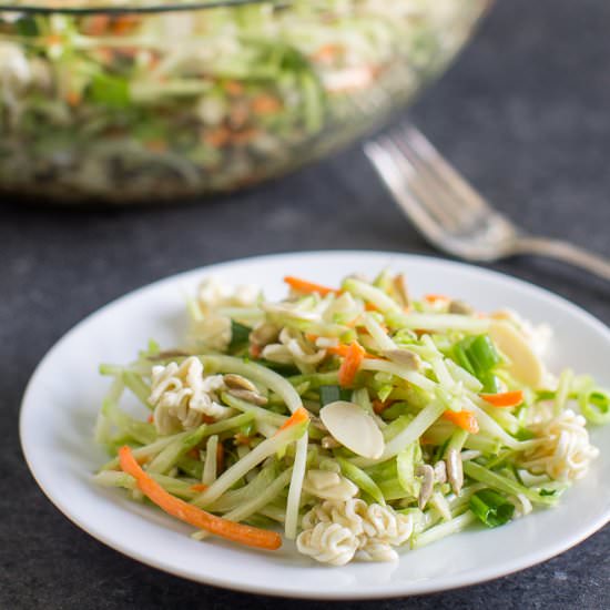 Crunchy Broccoli Slaw