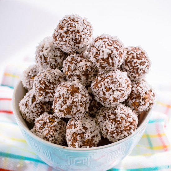 Cacao and coconut seedy bliss balls