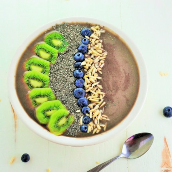 Healthy Acai Smoothie Bowl