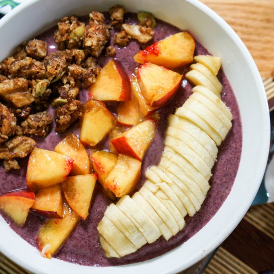 Peach Blueberry Smoothie Bowl