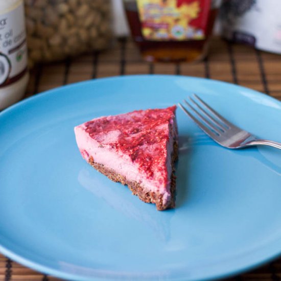 Vegan Raw Raspberry Cheesecake