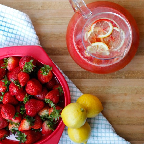 Strawberry Lavender Lemonade