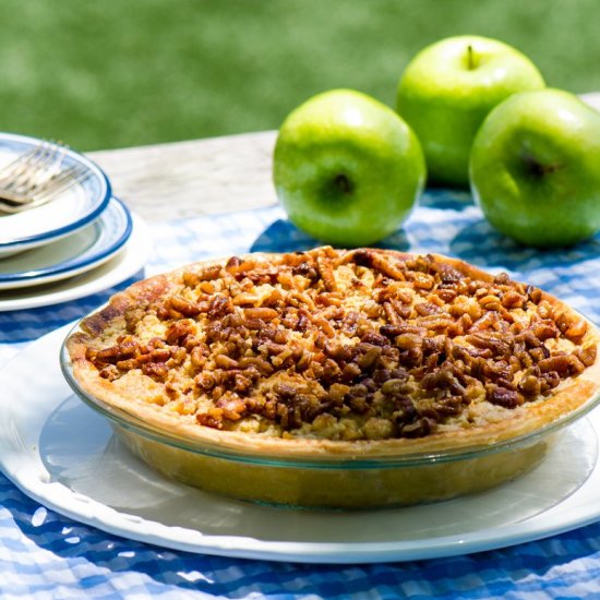 Pecan Apple Crumble Pie