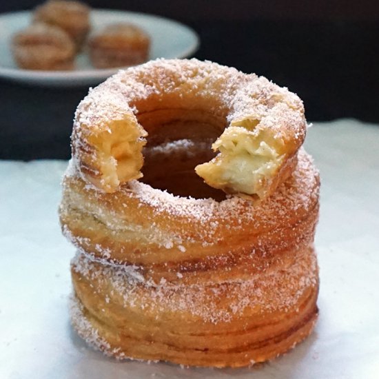 Puff pastry cronuts