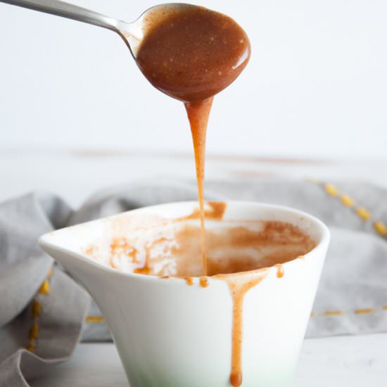 Vegan Caramel Sauce (1-minute)