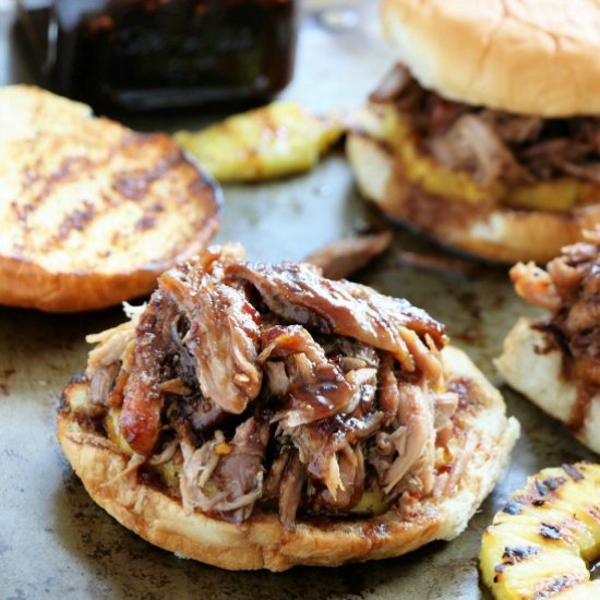 Hawaiian Pulled Pork Sandwiches