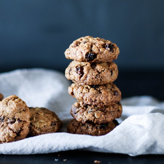 The ultimate oatmeal raisin cookies