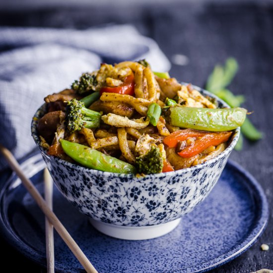 Yellow Curry Stir Fry Noodles