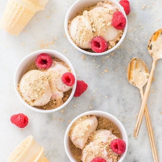 Raspberry Cheesecake Ice Cream