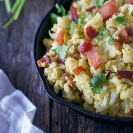 Loaded Cauliflower Mac & Cheese