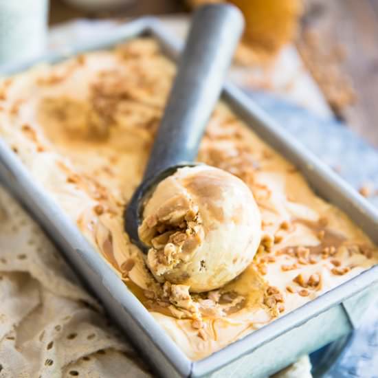 NO CHURN DULCE DE LECHE ICE CREAM