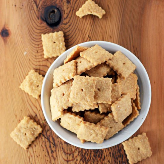 Homemade Cheddar Cheese Crackers