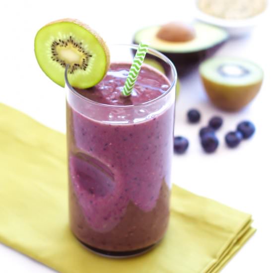 Blueberry Kiwi Kale Smoothie