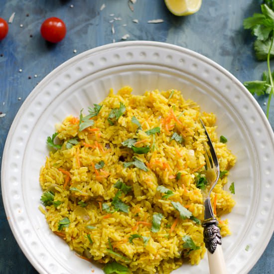 Zucchini carrot turmeric pilaf