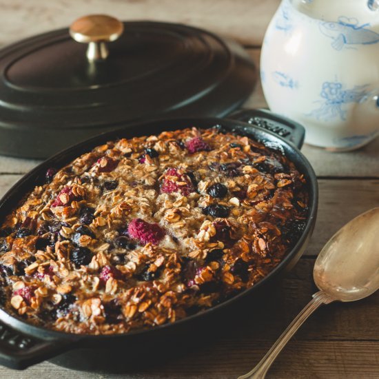 Baked Oatmeal with fresh Berries