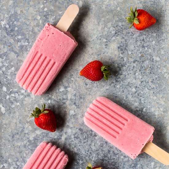 Strawberry Banana Yogurt Pops