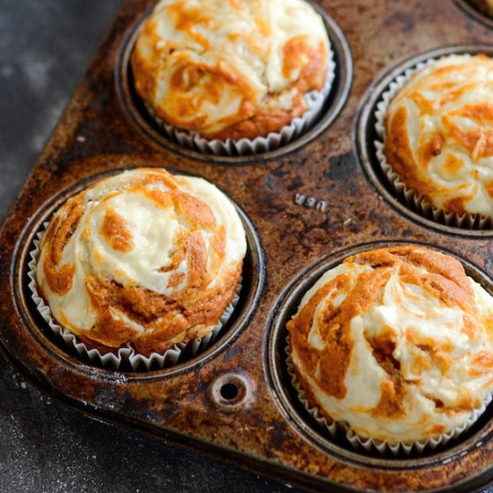 Pumpkin Cream Cheese Swirl Muffins!