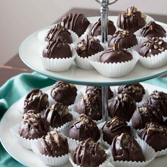 Coconut truffles with nut butter