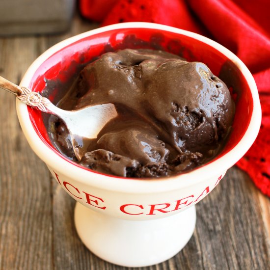 Paleo Dark Chocolate Ice Cream