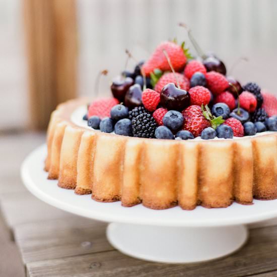 Mary Ann w/ Berries & Mascarpone