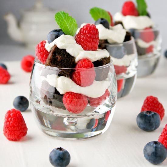 Chocolate cake and summer fruit tri