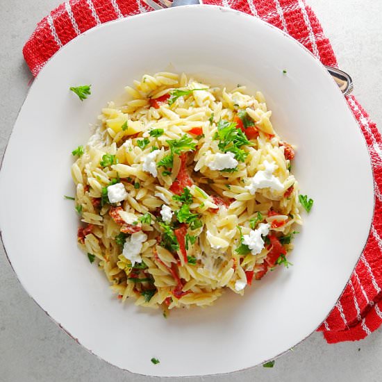 Creamy Orzo Pasta with Goat Cheese